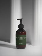 TheNordhavn Silk Finish body serum witte achtergrond vegan hyaluronzuur